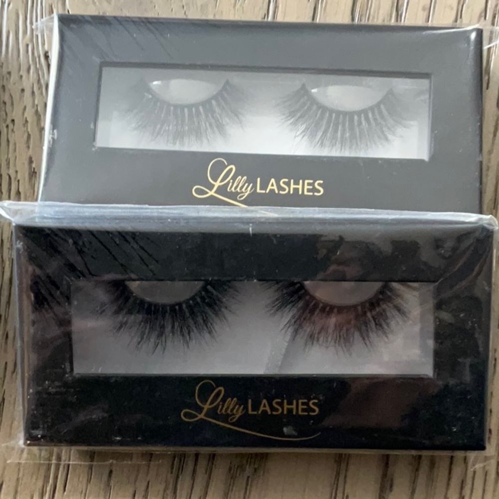 Lilly lashes Hollywood